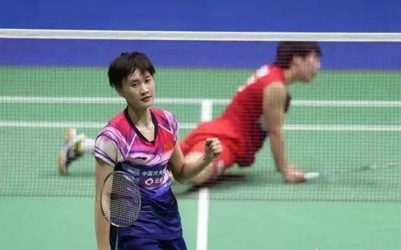 并准确地将 并准确地将