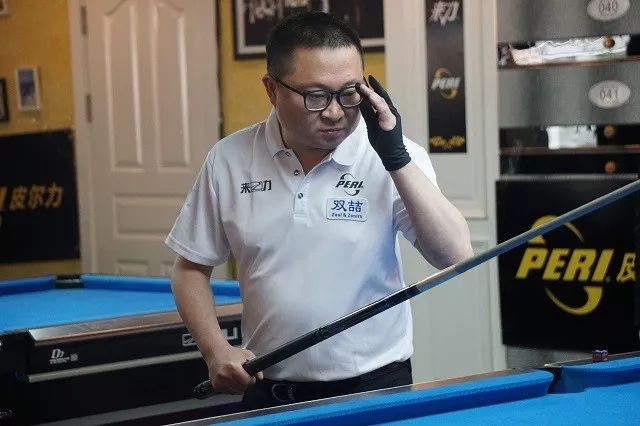 被球迷和教 被球迷和教