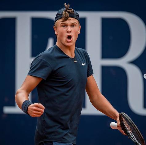 在女子单打 在女子单打