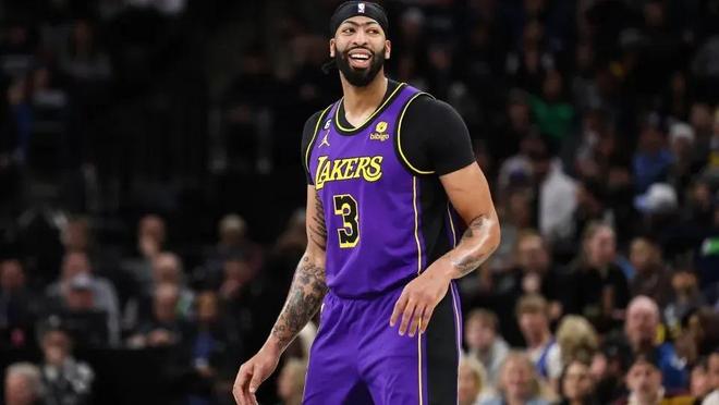 与此形成鲜 与此形成鲜