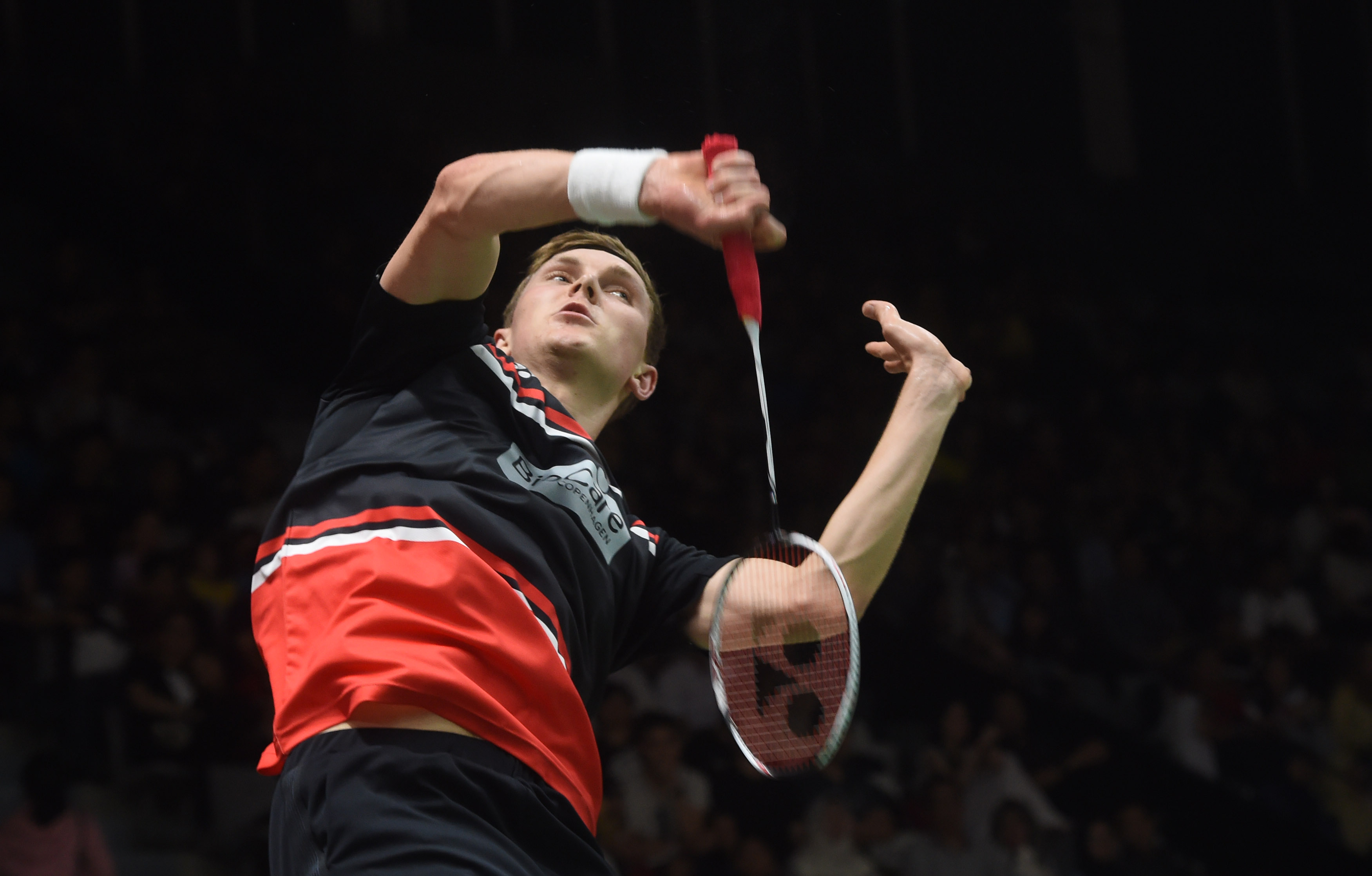 情愈发紧张 情愈发紧张