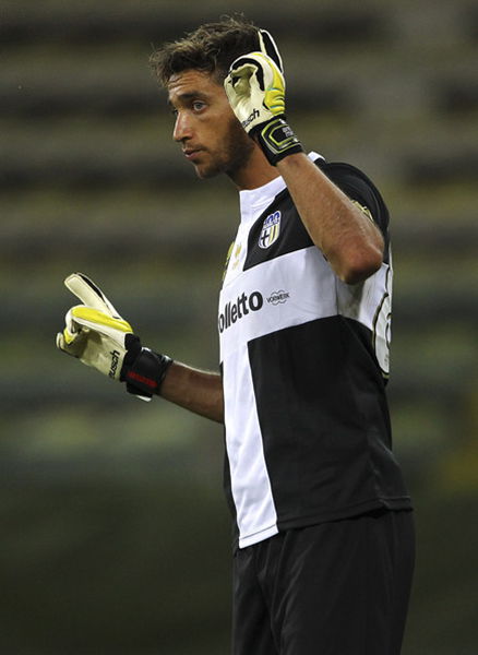 汤普森出战 汤普森出战